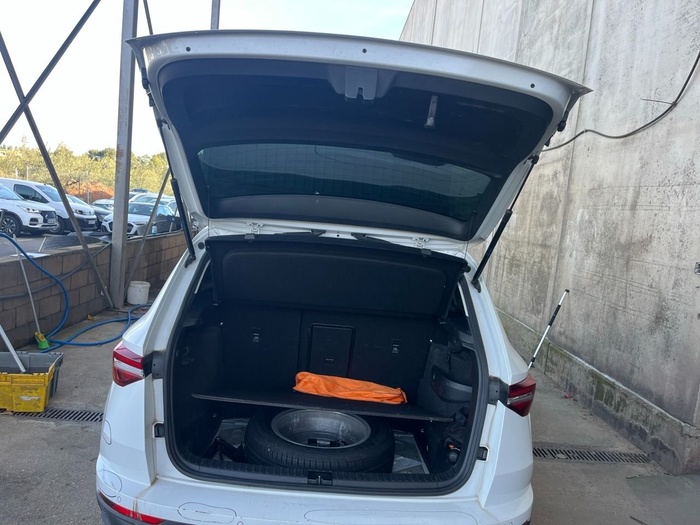 Skoda Karoq 2.0 TDI Ambition 4X4 DSG 110 kW (150 CV) Vehículo usado en Madrid Skoda Karoq 2.0 TDI Ambition 4X4 DSG 110 kW (150 CV) Vehículo usado en Madrid