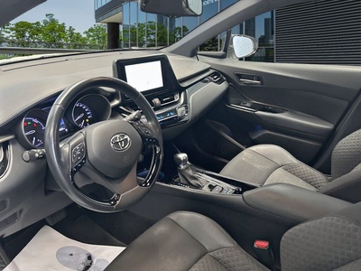 Toyota C-HR 1.8 125H Advance 90 kW (122 CV) 7 Toyota C-HR 1.8 125H Advance 90 kW (122 CV) 7