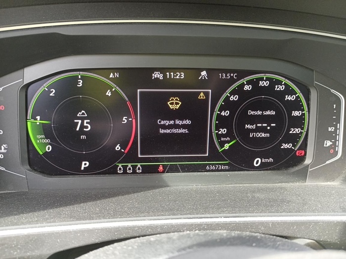 Volkswagen Tiguan R-Line 2.0 TDI 110 kW (150 CV) DSG Vehículo usado en Madrid Volkswagen Tiguan R-Line 2.0 TDI 110 kW (150 CV) DSG Vehículo usado en Madrid