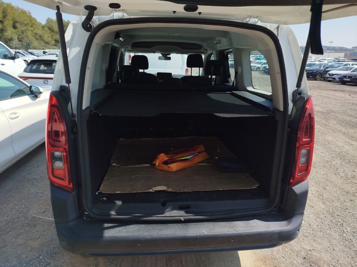 Citroen Berlingo BlueHDi 100 S&S Talla XL Feel 75 kW (102 CV) Vehículo usado en Madrid Citroen Berlingo BlueHDi 100 S&S Talla XL Feel 75 kW (102 CV) Vehículo usado en Madrid