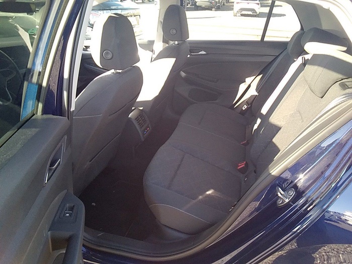 Volkswagen Golf Life 2.0 TDI 85 kW (115 CV) Vehículo usado en Madrid Volkswagen Golf Life 2.0 TDI 85 kW (115 CV) Vehículo usado en Madrid