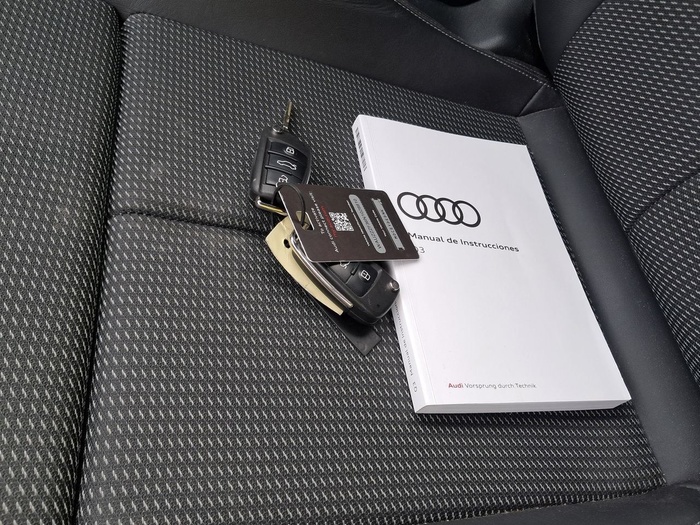 Audi Q3 S line 35 TDI 110 kW (150 CV) Vehículo usado en Madrid Audi Q3 S line 35 TDI 110 kW (150 CV) Vehículo usado en Madrid