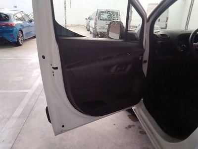 Toyota Proace City 1.5 D VX L1 75 kW (102 CV) 13 Toyota Proace City 1.5 D VX L1 75 kW (102 CV) 13