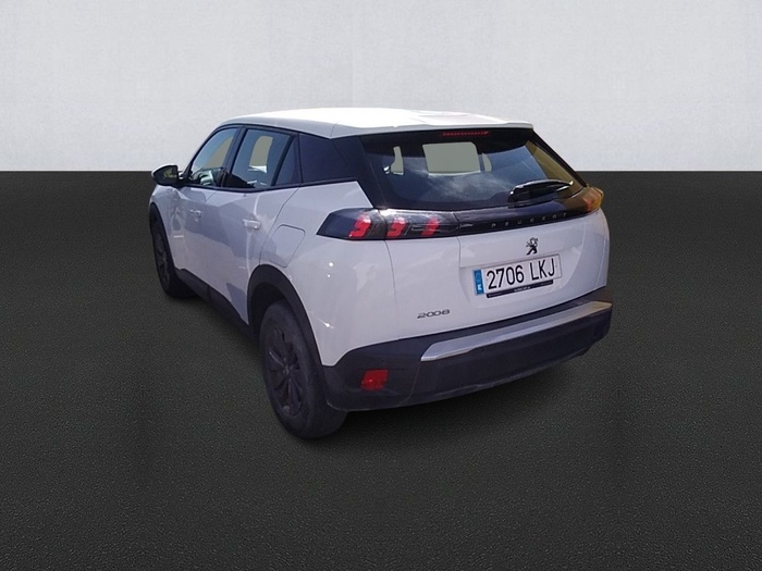 Peugeot 2008 Puretech 100 S&S Active 75 kW (100 CV) Vehículo usado en Madrid Peugeot 2008 Puretech 100 S&S Active 75 kW (100 CV) Vehículo usado en Madrid