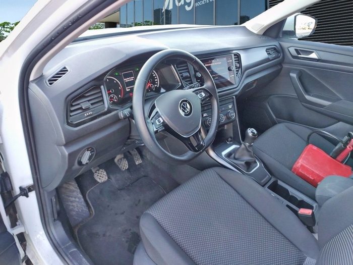 Volkswagen T-Roc Edition 2.0 TDI 85 kW (115 CV) Vehículo usado en Madrid Volkswagen T-Roc Edition 2.0 TDI 85 kW (115 CV) Vehículo usado en Madrid