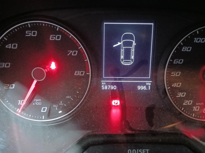 SEAT Arona 1.0 TSI Style Go2 81 kW (110 CV) Vehículo usado en Madrid SEAT Arona 1.0 TSI Style Go2 81 kW (110 CV) Vehículo usado en Madrid