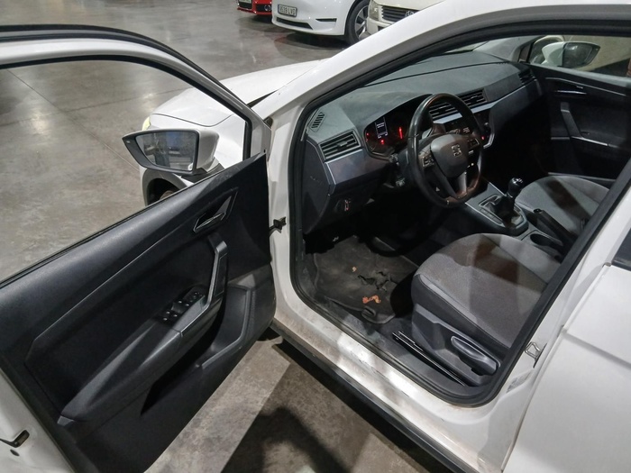 SEAT Arona 1.0 TSI Style Go2 81 kW (110 CV) Vehículo usado en Madrid SEAT Arona 1.0 TSI Style Go2 81 kW (110 CV) Vehículo usado en Madrid