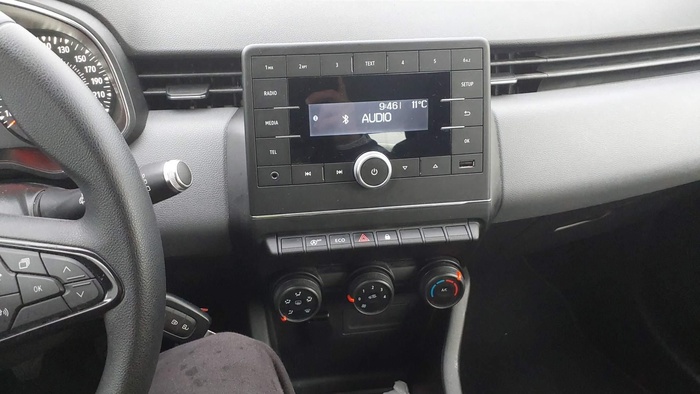 Renault Clio Business Blue dCi 63 kW (85 CV) Vehículo usado en Madrid Renault Clio Business Blue dCi 63 kW (85 CV) Vehículo usado en Madrid