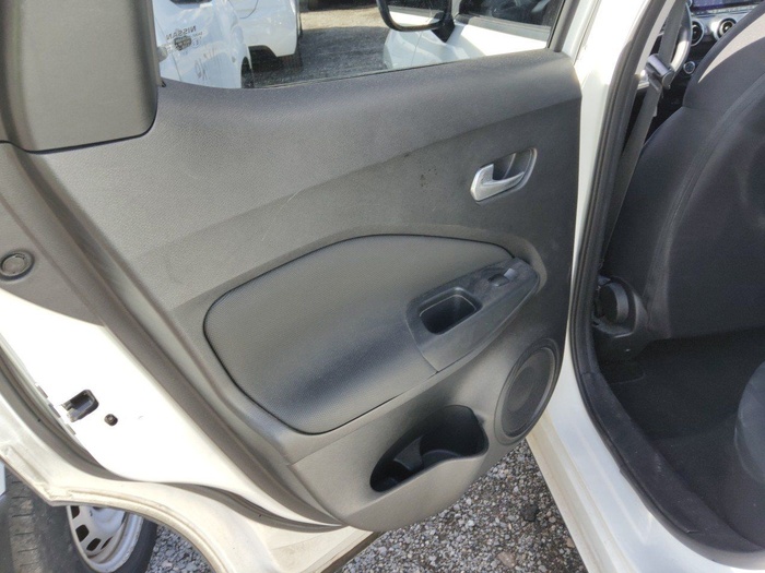 Nissan Juke DIG-T Acenta 84 kW (114 CV) Vehículo usado en Madrid Nissan Juke DIG-T Acenta 84 kW (114 CV) Vehículo usado en Madrid