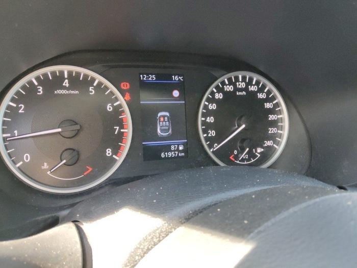 Nissan Juke DIG-T Acenta 84 kW (114 CV) Vehículo usado en Madrid Nissan Juke DIG-T Acenta 84 kW (114 CV) Vehículo usado en Madrid