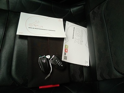 Citroen C5 X Hybrid 225 Shine Pack e-EAT8 165 kW (225 CV) 13 Citroen C5 X Hybrid 225 Shine Pack e-EAT8 165 kW (225 CV) 13