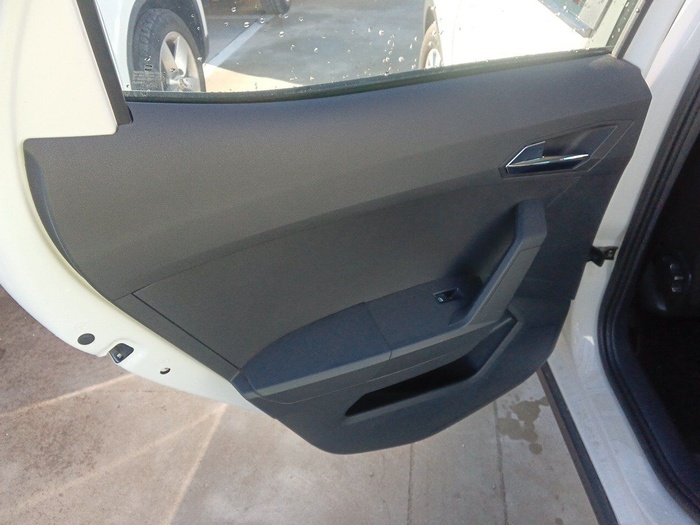 SEAT Arona 1.6 TDI Style Go Eco 70 kW (95 CV) Vehículo usado en Madrid SEAT Arona 1.6 TDI Style Go Eco 70 kW (95 CV) Vehículo usado en Madrid