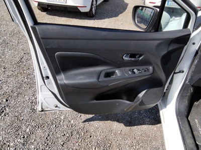 Nissan Micra IG-T 100 Acenta 74 kW (100 CV) 15 Nissan Micra IG-T 100 Acenta 74 kW (100 CV) 15