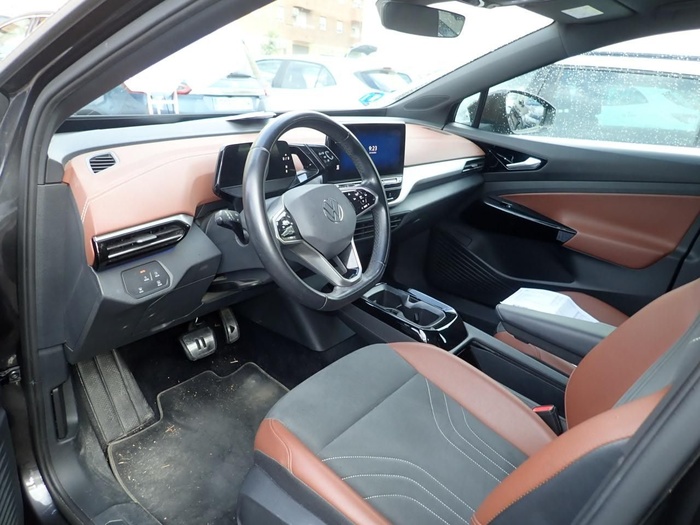 Volkswagen ID.4 Pro 128 kW (174 CV) Vehículo usado en Madrid Volkswagen ID.4 Pro 128 kW (174 CV) Vehículo usado en Madrid