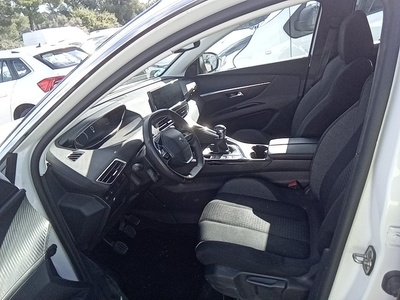 Peugeot 3008 BlueHDi 130 S&S Active Pack 96 kW (130 CV) 10 Peugeot 3008 BlueHDi 130 S&S Active Pack 96 kW (130 CV) 10