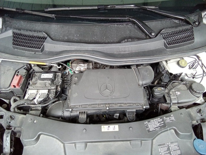 Mercedes-Benz Vito Furgon 110 CDI Pro larga 75 kW (102 CV) Vehículo usado en Madrid Mercedes-Benz Vito Furgon 110 CDI Pro larga 75 kW (102 CV) Vehículo usado en Madrid