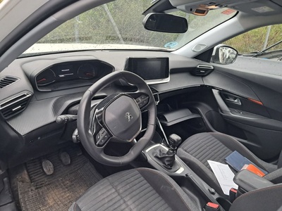 Peugeot 2008 BlueHDi 110 S&S Active Pack 81 kW (110 CV) 7 Peugeot 2008 BlueHDi 110 S&S Active Pack 81 kW (110 CV) 7