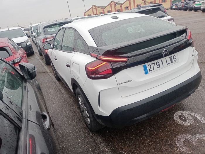 Citroen C4 BlueHDi 110 S&S Live Pack 81 kW (110 CV) Vehículo usado en Madrid Citroen C4 BlueHDi 110 S&S Live Pack 81 kW (110 CV) Vehículo usado en Madrid