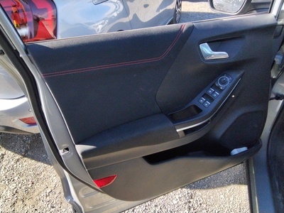 Ford Puma 1.0 EcoBoost MHEV ST-Line 92 kW (125 CV) 15 Ford Puma 1.0 EcoBoost MHEV ST-Line 92 kW (125 CV) 15