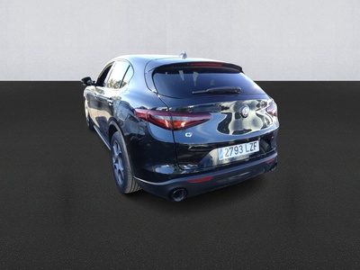Alfa Romeo Stelvio 2.2 Diesel Sprint AWD 140 kW (190 CV) 6 Alfa Romeo Stelvio 2.2 Diesel Sprint AWD 140 kW (190 CV) 6