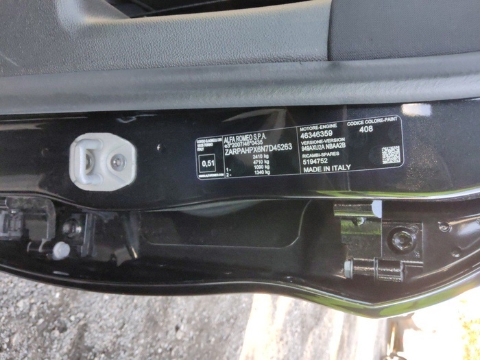 Alfa Romeo Stelvio 2.2 Diesel Sprint AWD 140 kW (190 CV) Vehículo usado en Madrid Alfa Romeo Stelvio 2.2 Diesel Sprint AWD 140 kW (190 CV) Vehículo usado en Madrid