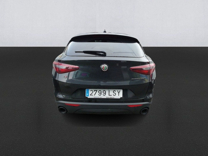 Alfa Romeo Stelvio 2.2 Diésel Sprint+ Q4 140 kW (190 CV) Vehículo usado en Madrid Alfa Romeo Stelvio 2.2 Diésel Sprint+ Q4 140 kW (190 CV) Vehículo usado en Madrid
