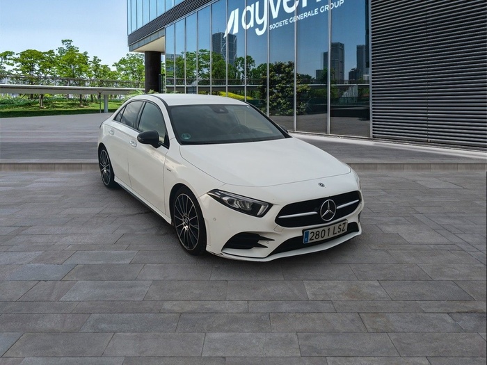 Mercedes-Benz Clase A Sedán 200 d 110 kW (150 CV) Vehículo usado en Madrid Mercedes-Benz Clase A Sedán 200 d 110 kW (150 CV) Vehículo usado en Madrid