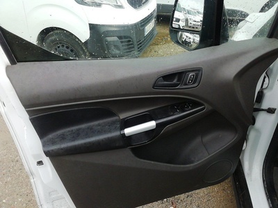 Ford Transit Connect Furgon 1.5 TDCi Trend 200 L1 74 kW (100 CV) 14 Ford Transit Connect Furgon 1.5 TDCi Trend 200 L1 74 kW (100 CV) 14