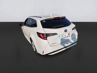 Toyota Corolla 1.8 125 Híbrido Touring Business Plus E-CVT 90 kW (122 CV) 6 Toyota Corolla 1.8 125 Híbrido Touring Business Plus E-CVT 90 kW (122 CV) 6