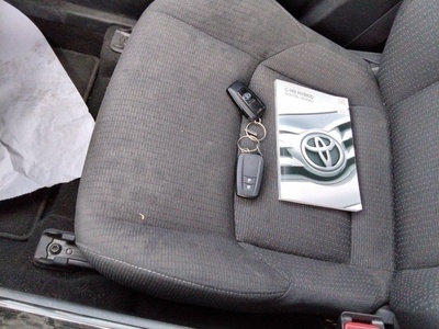 Toyota C-HR 1.8 125H Advance 90 kW (122 CV) 15 Toyota C-HR 1.8 125H Advance 90 kW (122 CV) 15