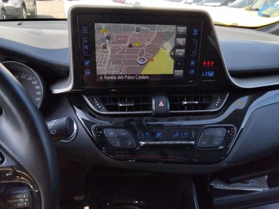 Toyota C-HR 1.8 125H Advance 90 kW (122 CV) 12 Toyota C-HR 1.8 125H Advance 90 kW (122 CV) 12