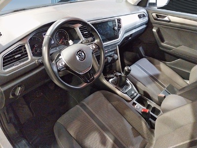 Volkswagen T-Roc Advance R-Line 1.0 TSI 81 kW (110 CV) 7 Volkswagen T-Roc Advance R-Line 1.0 TSI 81 kW (110 CV) 7