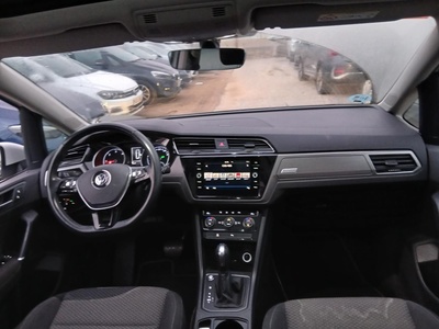 Volkswagen Touran Advance 2.0 TDI 110 kW (150 CV) DSG 8 Volkswagen Touran Advance 2.0 TDI 110 kW (150 CV) DSG 8