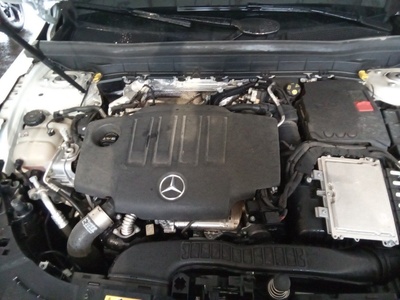 Mercedes-Benz GLB 220 D 4MATIC 140 kW (190 CV) 12 Mercedes-Benz GLB 220 D 4MATIC 140 kW (190 CV) 12