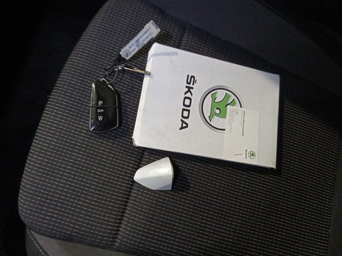 Skoda Octavia 2.0 TDI Ambition 85 kW (115 CV) Vehículo usado en Madrid Skoda Octavia 2.0 TDI Ambition 85 kW (115 CV) Vehículo usado en Madrid