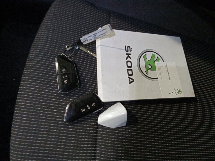 Skoda Octavia 2.0 TDI Ambition 85 kW (115 CV) Vehículo usado en Madrid Skoda Octavia 2.0 TDI Ambition 85 kW (115 CV) Vehículo usado en Madrid