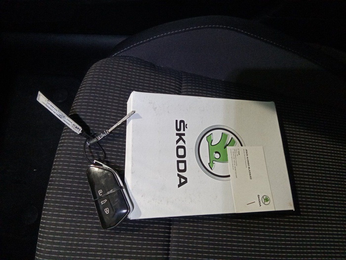 Skoda Octavia 2.0 TDI Ambition 85 kW (115 CV) Vehículo usado en Madrid Skoda Octavia 2.0 TDI Ambition 85 kW (115 CV) Vehículo usado en Madrid