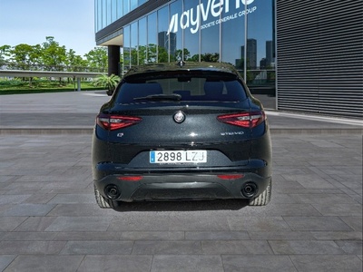 Alfa Romeo Stelvio 2.2 Diesel Sprint AWD 140 kW (190 CV) 5 Alfa Romeo Stelvio 2.2 Diesel Sprint AWD 140 kW (190 CV) 5