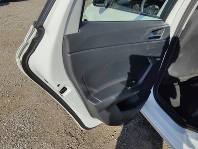 Volkswagen Polo Edition 1.6 TDI 59 kW (80 CV) 10 Volkswagen Polo Edition 1.6 TDI 59 kW (80 CV) 10