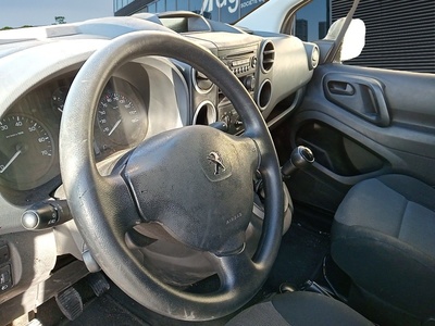 Peugeot Partner Furgon BlueHDi 75 Confort L1 55 kW (75 CV) 7 Peugeot Partner Furgon BlueHDi 75 Confort L1 55 kW (75 CV) 7