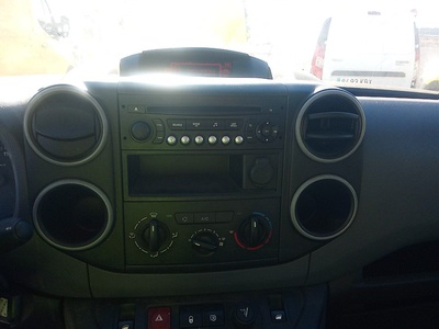 Peugeot Partner Furgon BlueHDi 75 Confort L1 55 kW (75 CV) 9 Peugeot Partner Furgon BlueHDi 75 Confort L1 55 kW (75 CV) 9