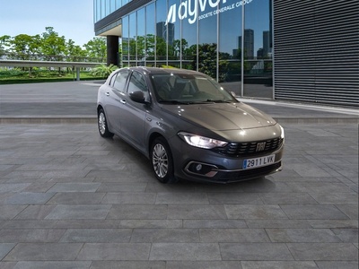 Fiat Tipo 1.6 Multijet Diesel Life 96 kW (130 CV) 3 Fiat Tipo 1.6 Multijet Diesel Life 96 kW (130 CV) 3