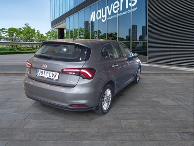 Fiat Tipo 1.6 Multijet Diesel Life 96 kW (130 CV) 4 Fiat Tipo 1.6 Multijet Diesel Life 96 kW (130 CV) 4