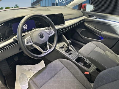 Volkswagen Golf Life 2.0 TDI 85 kW (115 CV) 7 Volkswagen Golf Life 2.0 TDI 85 kW (115 CV) 7