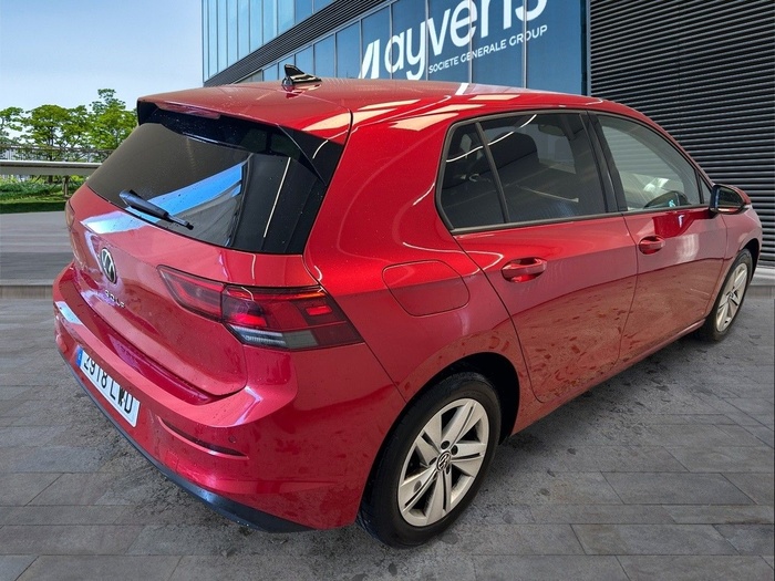 Volkswagen Golf Life 2.0 TDI 85 kW (115 CV) Vehículo usado en Madrid Volkswagen Golf Life 2.0 TDI 85 kW (115 CV) Vehículo usado en Madrid