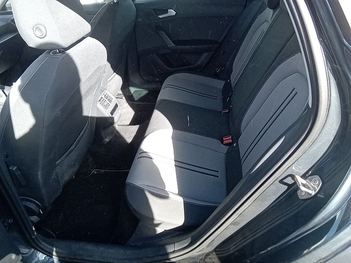 SEAT León 2.0 TDI S&S Style XL 85 kW (115 CV) Vehículo usado en Madrid SEAT León 2.0 TDI S&S Style XL 85 kW (115 CV) Vehículo usado en Madrid