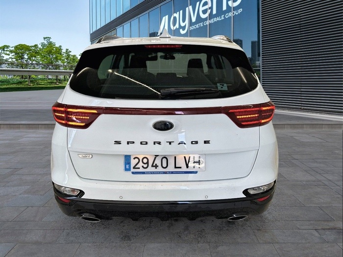 Kia Sportage 1.6 MHEV Black Edition 100 kW (136 CV) Vehículo usado en Madrid Kia Sportage 1.6 MHEV Black Edition 100 kW (136 CV) Vehículo usado en Madrid