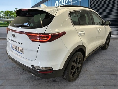 Kia Sportage 1.6 MHEV Black Edition 100 kW (136 CV) 11 Kia Sportage 1.6 MHEV Black Edition 100 kW (136 CV) 11