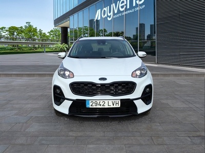 Kia Sportage 1.6 MHEV Black Edition 100 kW (136 CV) 2 Kia Sportage 1.6 MHEV Black Edition 100 kW (136 CV) 2