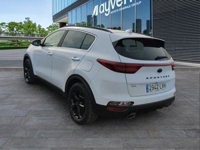 Kia Sportage 1.6 MHEV Black Edition 100 kW (136 CV) 6 Kia Sportage 1.6 MHEV Black Edition 100 kW (136 CV) 6